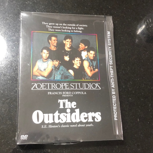 The outsiders brand new in package DVD never been opened - Picture 1 of 4